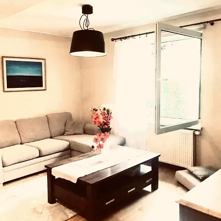 Cozy Penthouse Apartment, Free Parking Appartement *